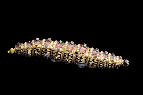 Gold Ethiopian Caterpillar from the collection of Maurice Sandoz Sandoz collection at Mechanical Wonders at A La Vieille Russie