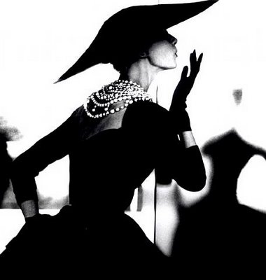 artwork_images_375_425988_lillian-bassman-1