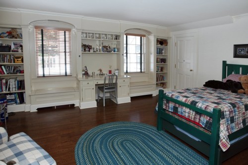boy's bedroom