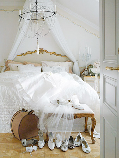 white-bedroom-with-gold-accents