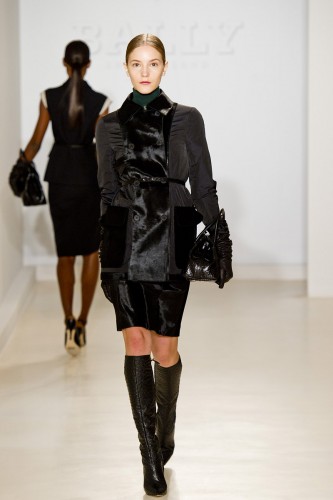 bally-prefall-2011-011_150610320121