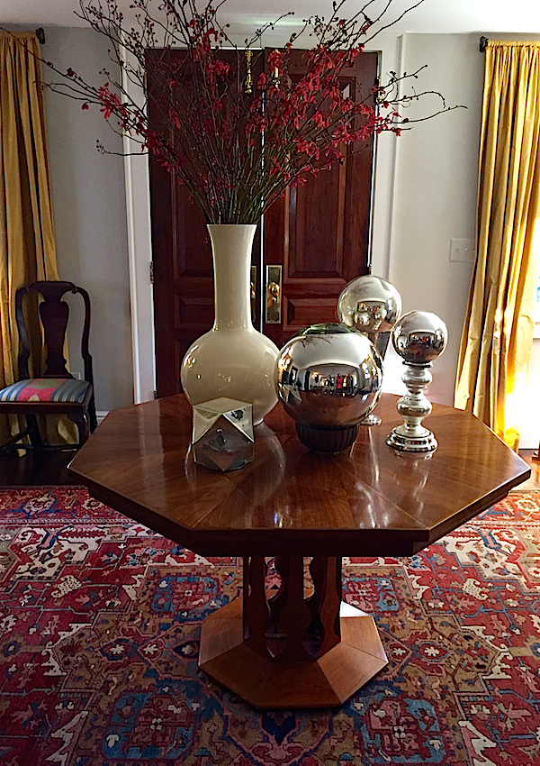 Christmas in Connecticut at designer Lisa Hilderbrand's antique home