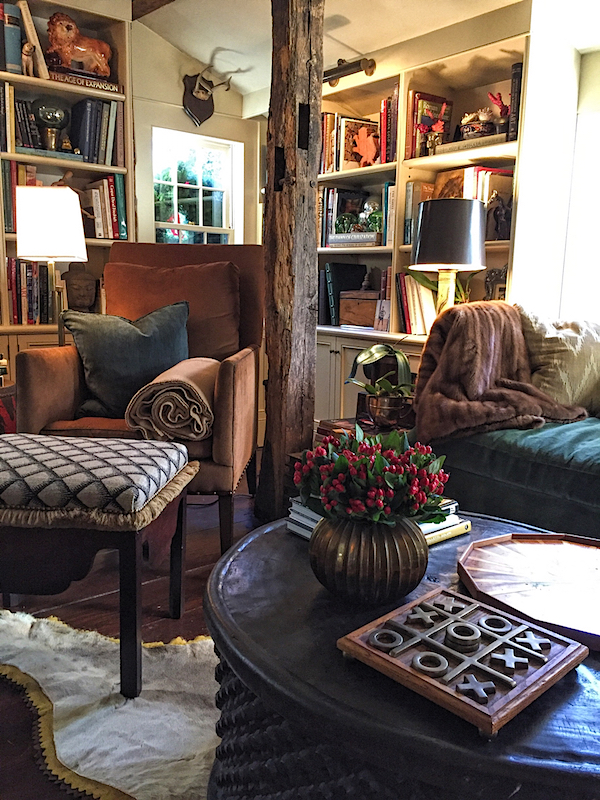 Library in designer Lisa Hilderbrand's antique Connecticut house