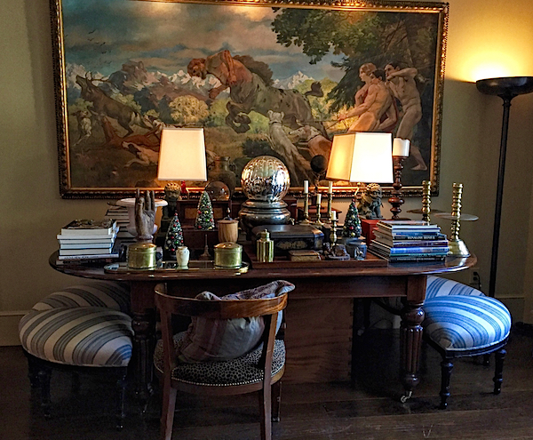 Christmas in Connecticut at designer Lisa Hilderbrand's antique home