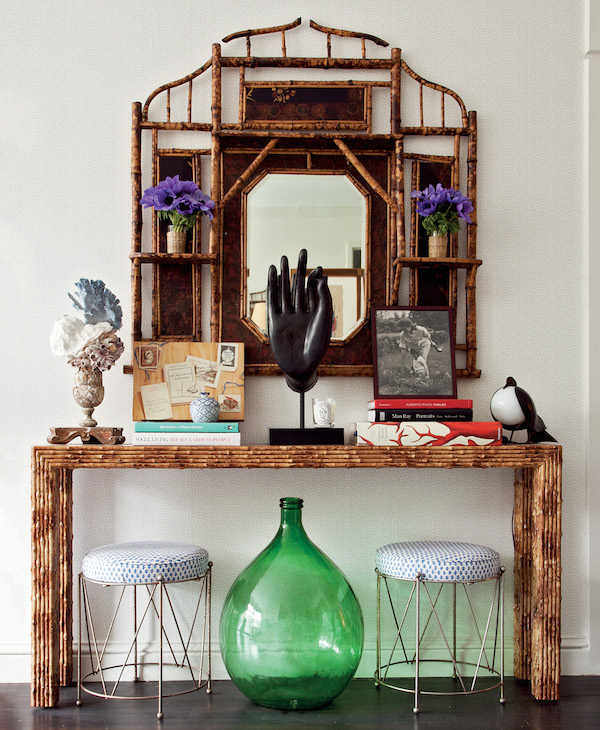 Rebecca de Ravenel in It's the Little Things