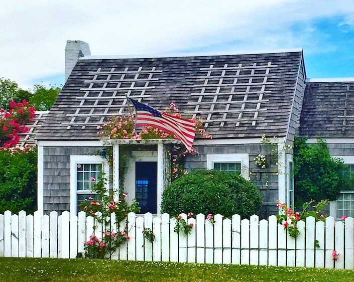 Nantucket cottage with roses via Quintessence