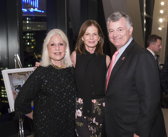 Susan Zises Green, Lori Kanter Tritsch, William Lauder -Veranda_Photo by AyanoHisa