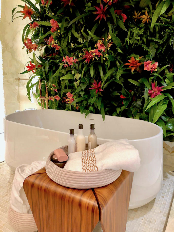 Marcia Tucker master bath 2018 Kips Bay