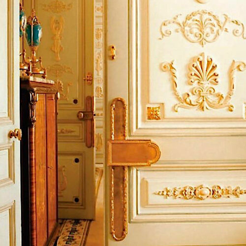 entrance to a Ritz Paris suite, photo Pascal Chevallier:Gamma-Rapha-1 copy-1
