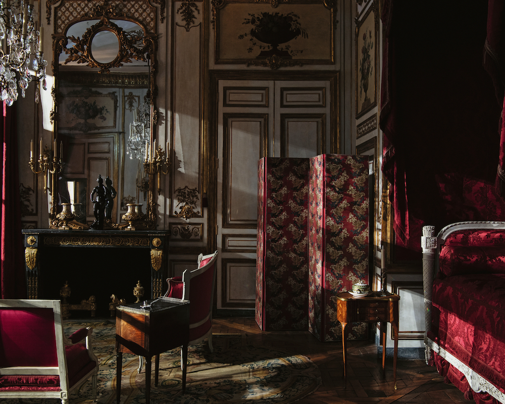 copyright Ambroise Tézenas:Centre des monuments nationaux from The French Royal Wardrobe, Flammarion