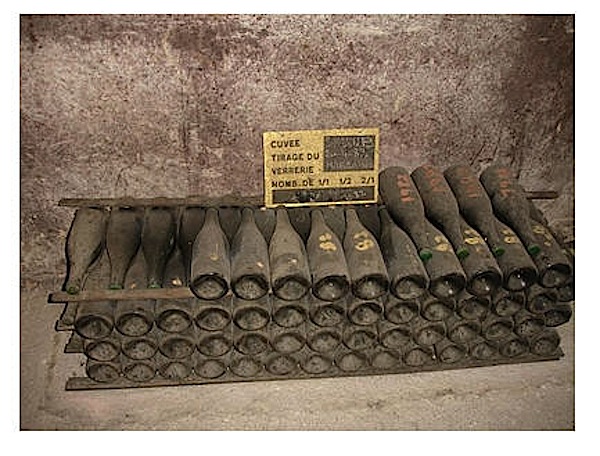 quintessential guide to champagne