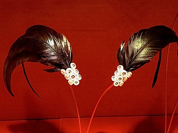 JAR Feather Earrings, 2011 Diamonds, feathers, platinum. JAR