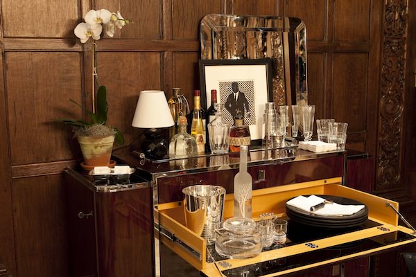 Ally Coulter Holiday House bar_mini Holiday House 2012 Ally Coulter room