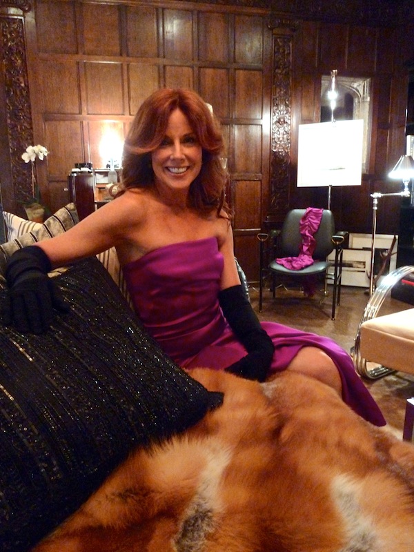Designer Ally Coulter in Holiday House room