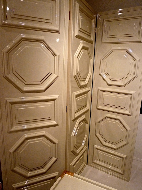 Lacquer furniture Bernhardt Dynasty Screen