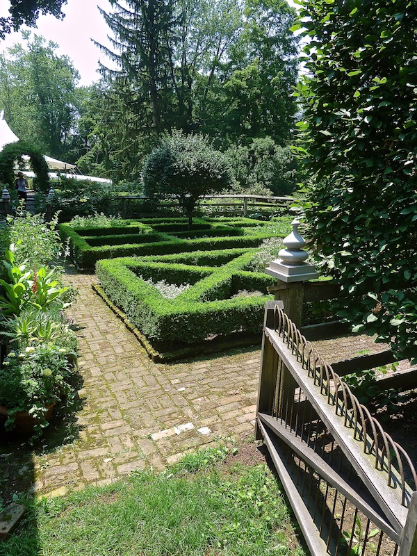 Bunny Williams' parterre garden Bunny Williams