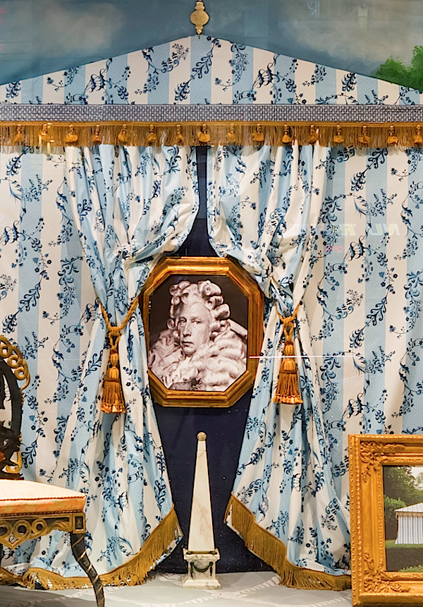 Charles de Beistegui window at Legends by Timothy Corrigan