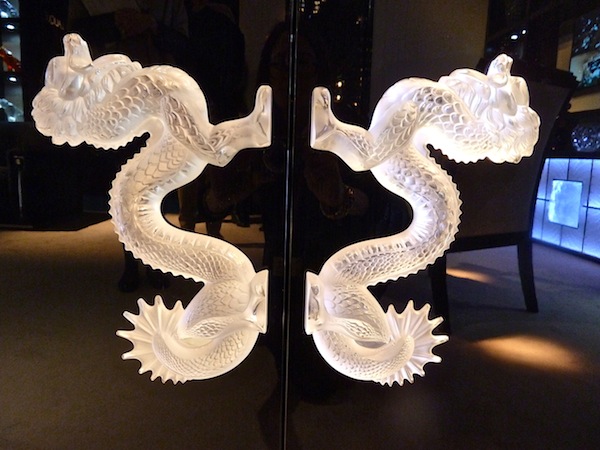Detail of Lalique Dragon bar Lalique Maison