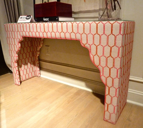 upholstered console Drexel Heritage upholstered console