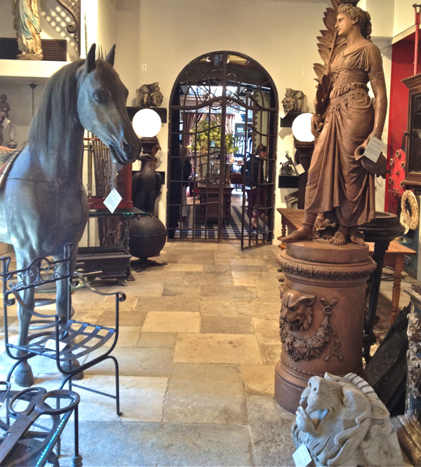 Entrance-to-Holland-&-Sherry-Bespoke-through-Elizabeth-Street-Gallery Holland & Sherry Bespoke store, Elizabeth Street, NYC