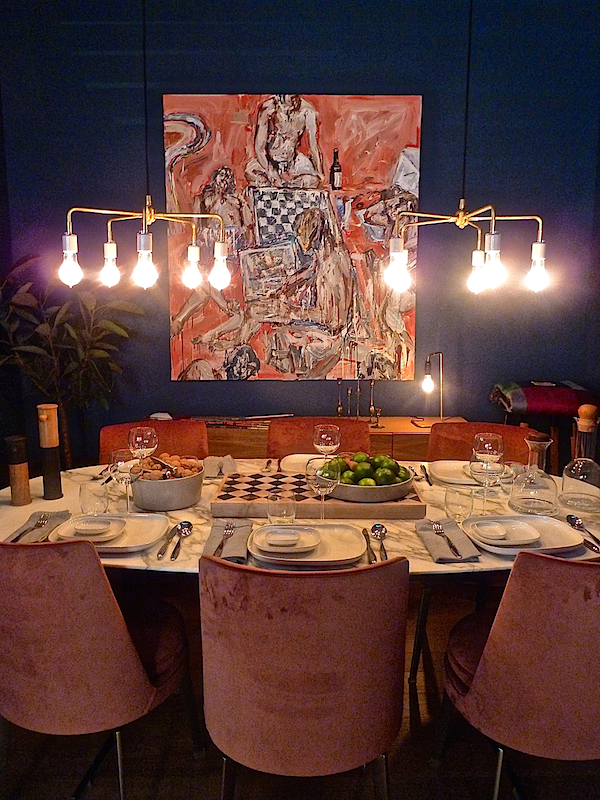 Flexform Dining by Design table by SOREN ROSE SPONCER FOR MANHATTAN MAGAZINE Wall Street Journal Off Duty