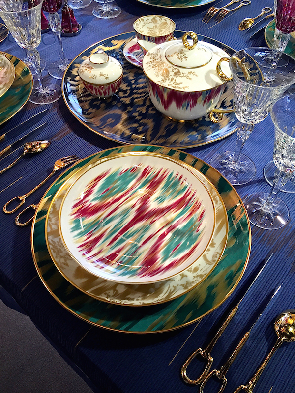 Hermès Voyage en Ikat porcelain