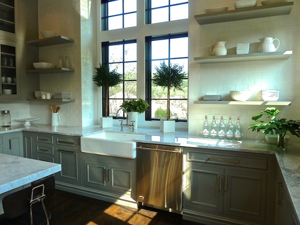 Kensett Piper House kitchen open shelving Lynn Morgan Design