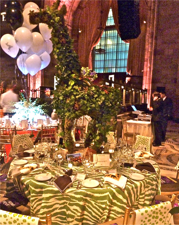 Leta-Austin-Foster-table-at-Lenox-Hill-gala