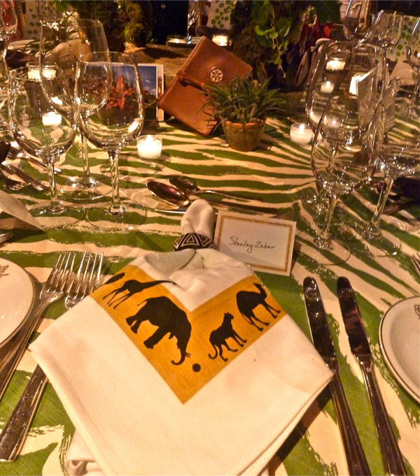 Leta-Austin-Foster-table-detail-from-Lenox-Hill-gala