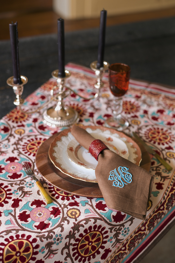 Spring book round up | Linens by Jane Scott Hodges, Photo by Joseph Rey Au