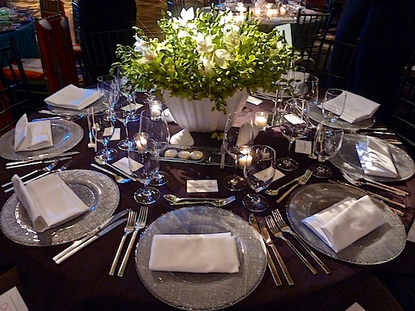 Mauro Gomes for Magnaflora Orchid Dinner table Mauro Gomes for Magnaflora Orchid Dinner table