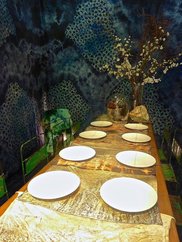 Maya Romanoff DIFFA dining by design tabletop Maya Romanoff DIFFA dining by design tabletop