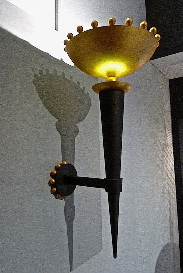 Nicolas Aubagnac's Olympe sconce Pouenat