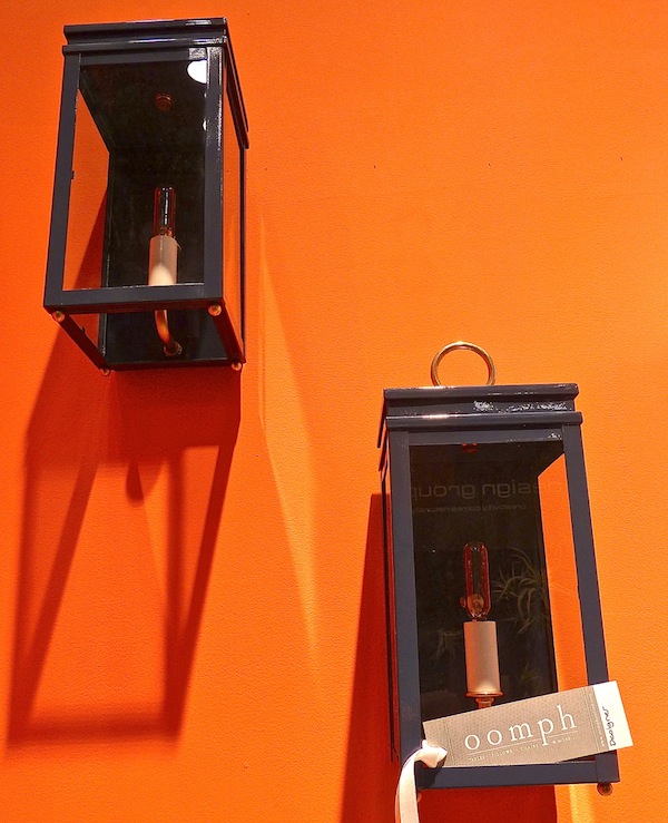 Oomph Tini Westport sconce Oomph