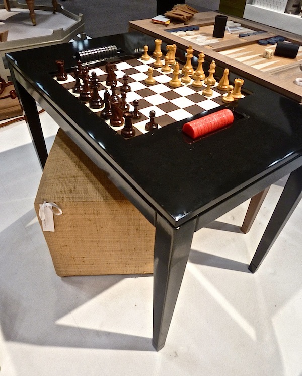 Oomph chess table Oomph