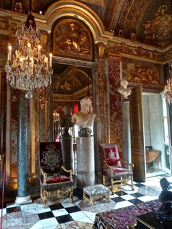 Hercules room at Champ de Bataille Hercules room at Champ de Bataille