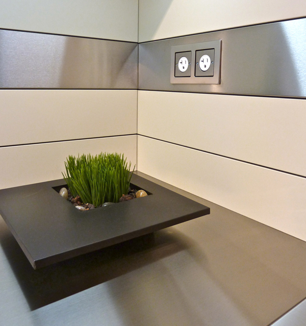 Poggenpohl +ARTESIO kitchen wall detail