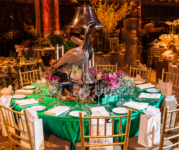 Ryan-Korban-with-Flair-table-at-Lenox-Hill-gala