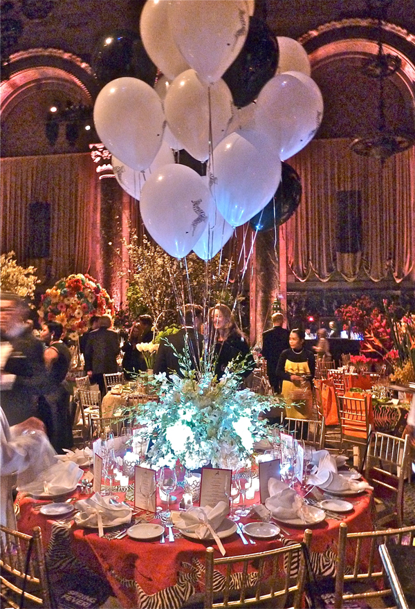 Scalamandre-table-for-the-Lenox-Hill-gala
