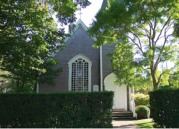 Nantucket wedding at Sconset Chapel