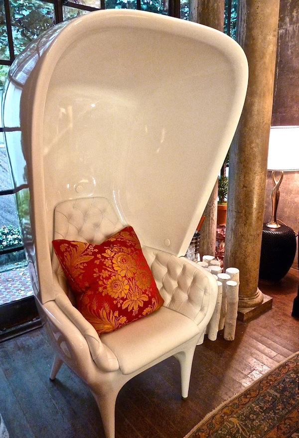 Showtime Poltrona chair Holiday House 2012