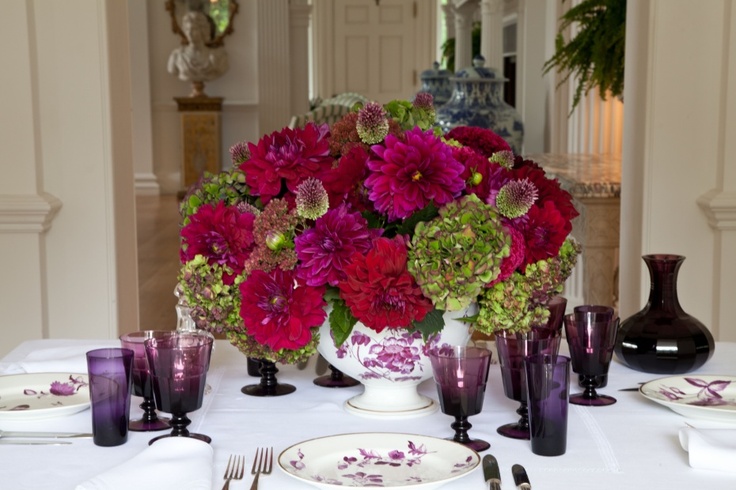 Carolyne Roehm dahlia dinner table carolyne roehm