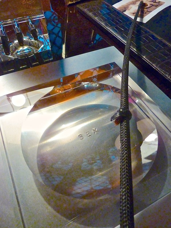 crystal ashtray_mini Holiday House 2012 Ally Coulter room