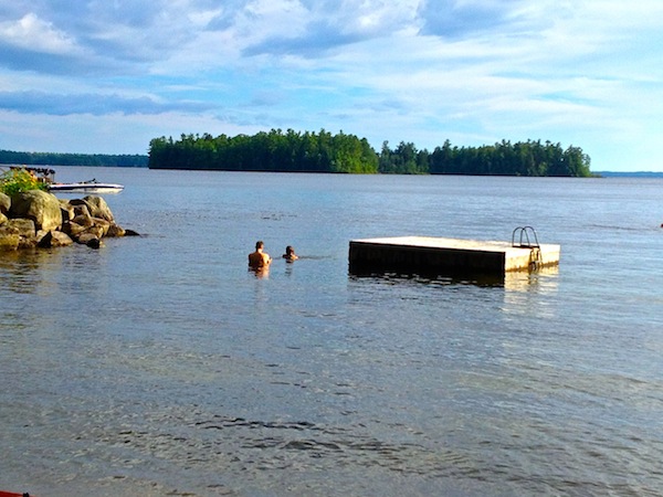 migis lodge float summer paradise