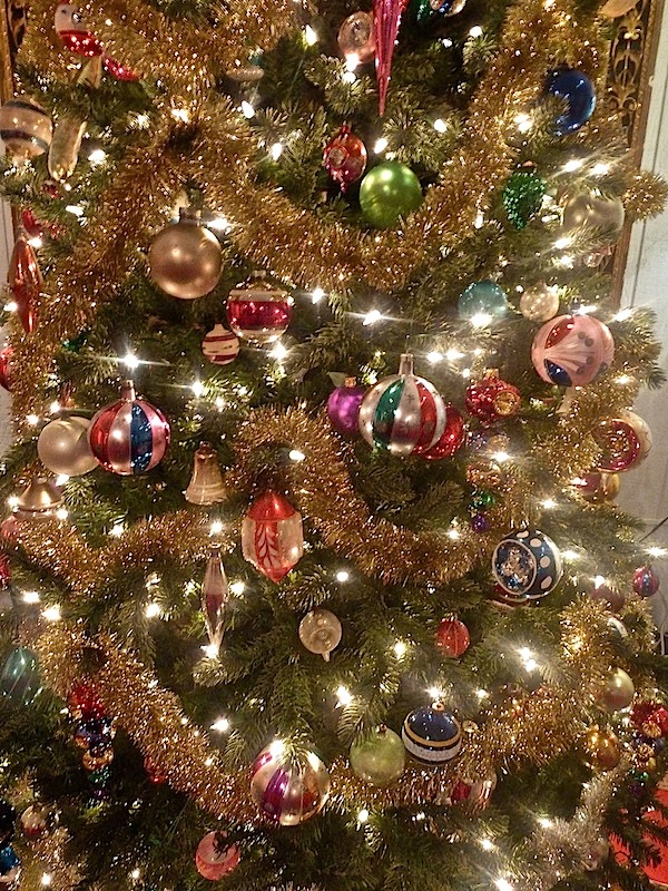 tree with vintage ornaments christmas boutique