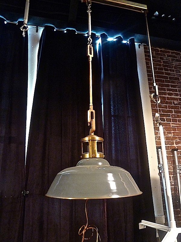 urban electric co. mac light urban electric co.